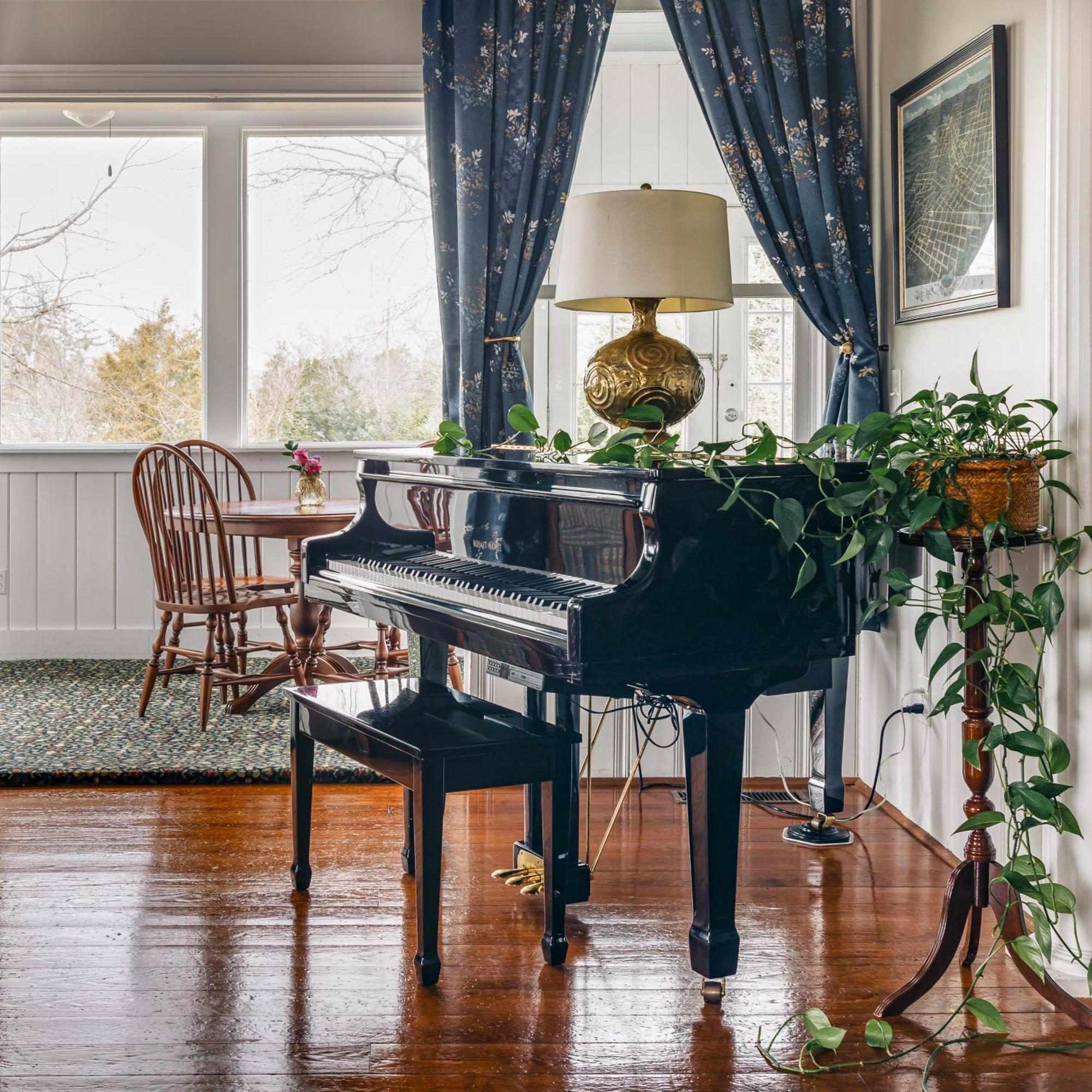 Bed and Breakfast Stone Mountain Manor Екстер'єр фото